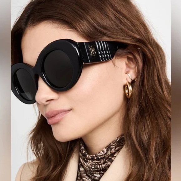 Burberry Sunglasses, New 240 - Picture 2 of 6